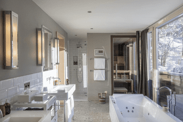 Cervo Mountain Resort bathroom