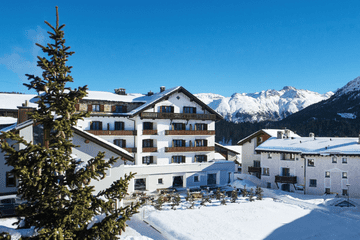 Giardino Mountain exterior