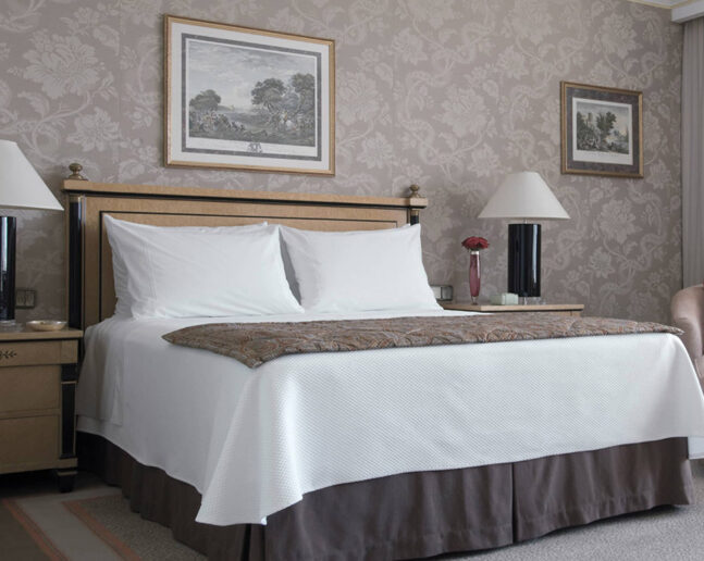 Upgrade Category 2 hotel in Lisbon to