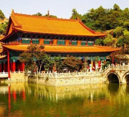 Arrival in Kunming (Average altitude 1892m) 