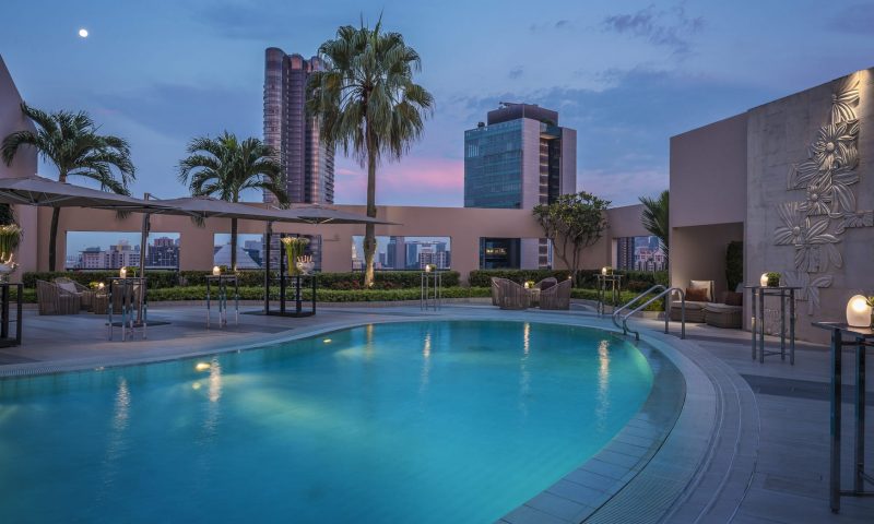Four Seasons Singapore Swimming Pool