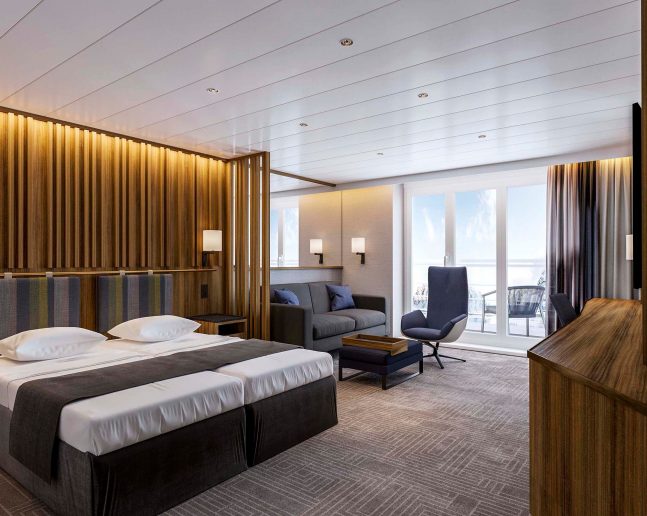 Deluxe Balcony Suite