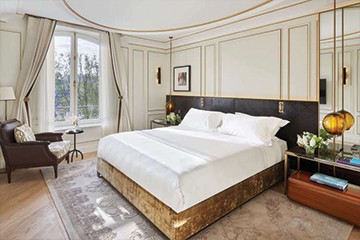 Mandarin Oriental Ritz bedroom