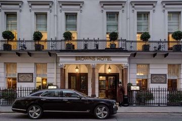 Browns Hotel exterior