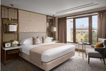 London Intercontinental Park Lane guestroom