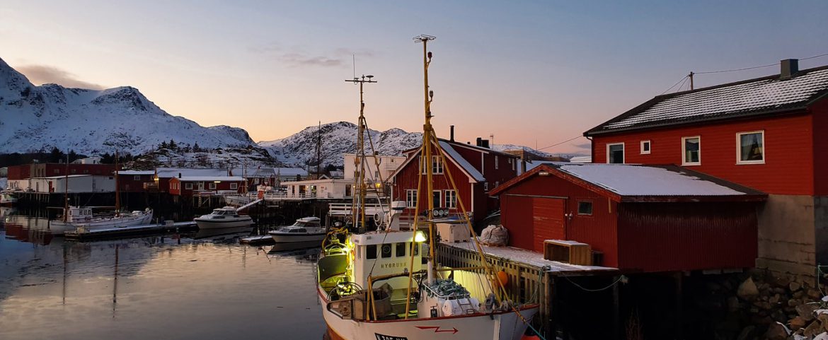 Taking Pictures of the Northern Lights with your Smartphone During a Cruise